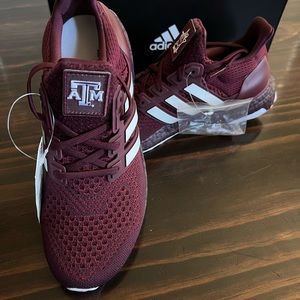 Adidas Ultraboost 1.0 NCAA Football TEXAS A&M AGGIES Maroon Red 12 FY5810 NWT